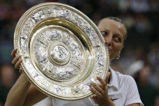 Kvitová zničila Bouchardovú, má druhý titul z Wimbledonu