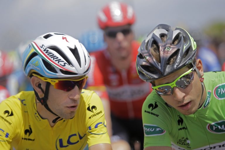 Peter Sagan si v štvrtej etape Tour de France udržal zelený dres