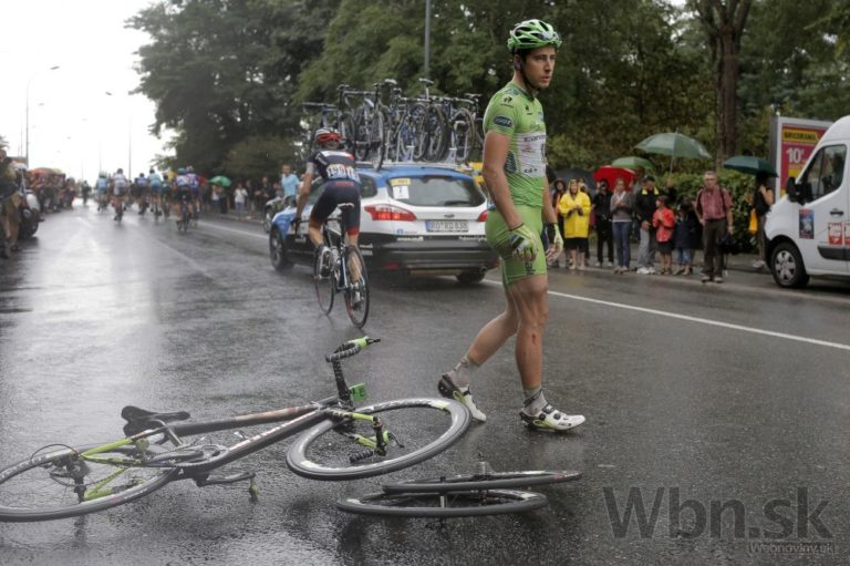 Sagan v závere 19. etapy spadol, vyhral Navardauskas