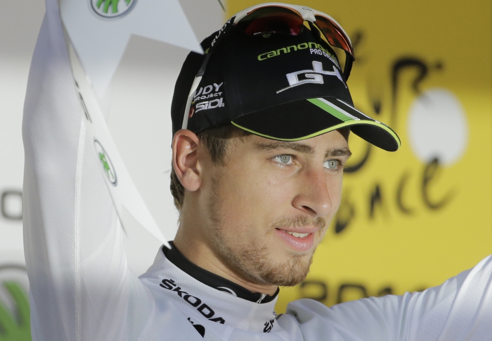 Sagan začal Tour skvelým druhým miestom, Cavendish mal ťažký pád