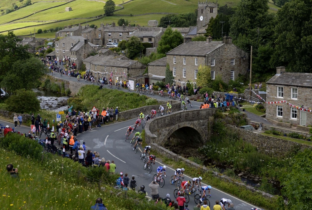 Sagan začal Tour skvelým druhým miestom, Cavendish mal ťažký pád