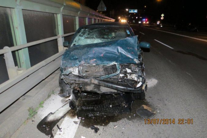 Tragická nehoda v Žiline, vodič sa otáčal tam, kde nemal