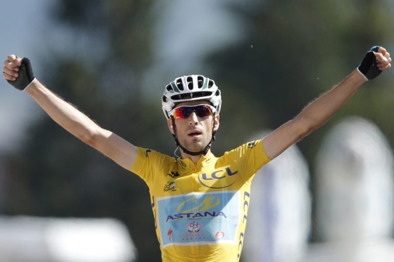 V 13. etape Tour de France sa cyklisti dostali do Álp
