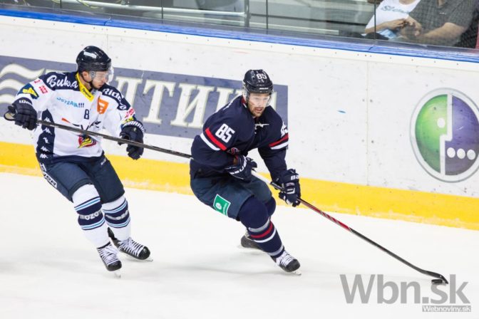Hokejisti Slovana doma nestačili na Vítkovice