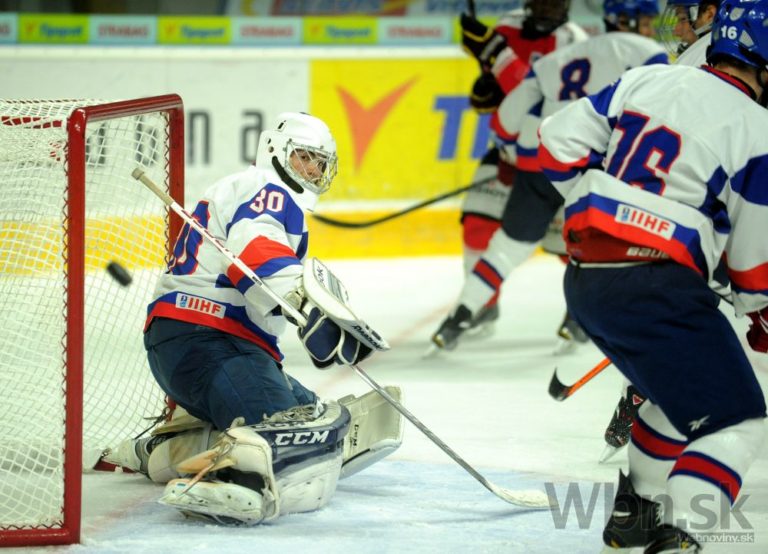 Mladí slovenskí hokejisti prehrali so Švajčiarskom 1:3