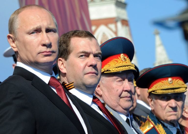 Vladimir Putin, Dmitrij Medvedev