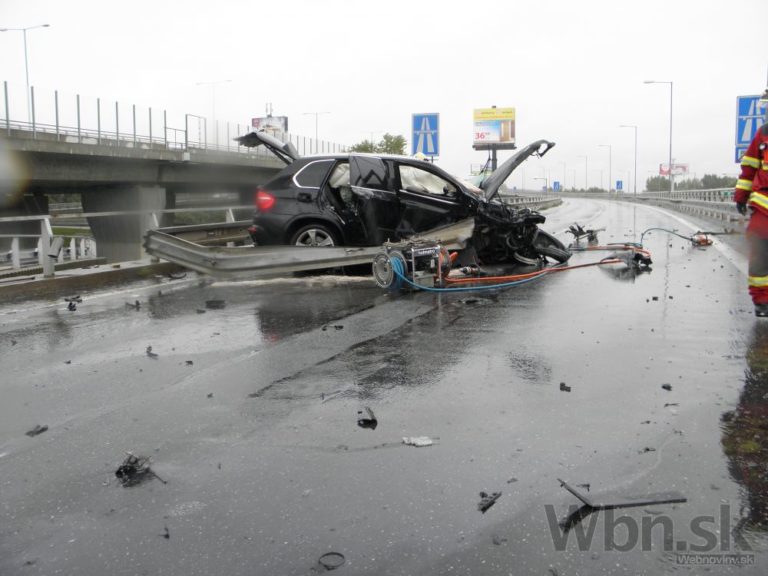 Bmw nehoda
