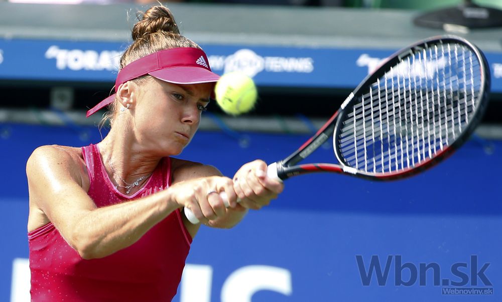 Dominika Cibulková postúpila v Tokiu do druhého kola, Hantuchová končí