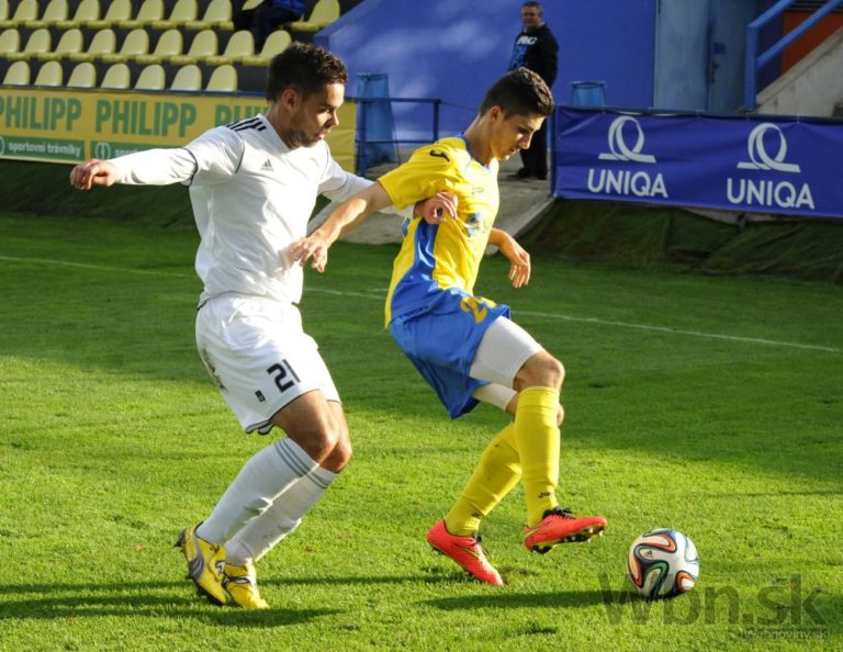 FUTBAL SC: Michalovce - Podbrezová