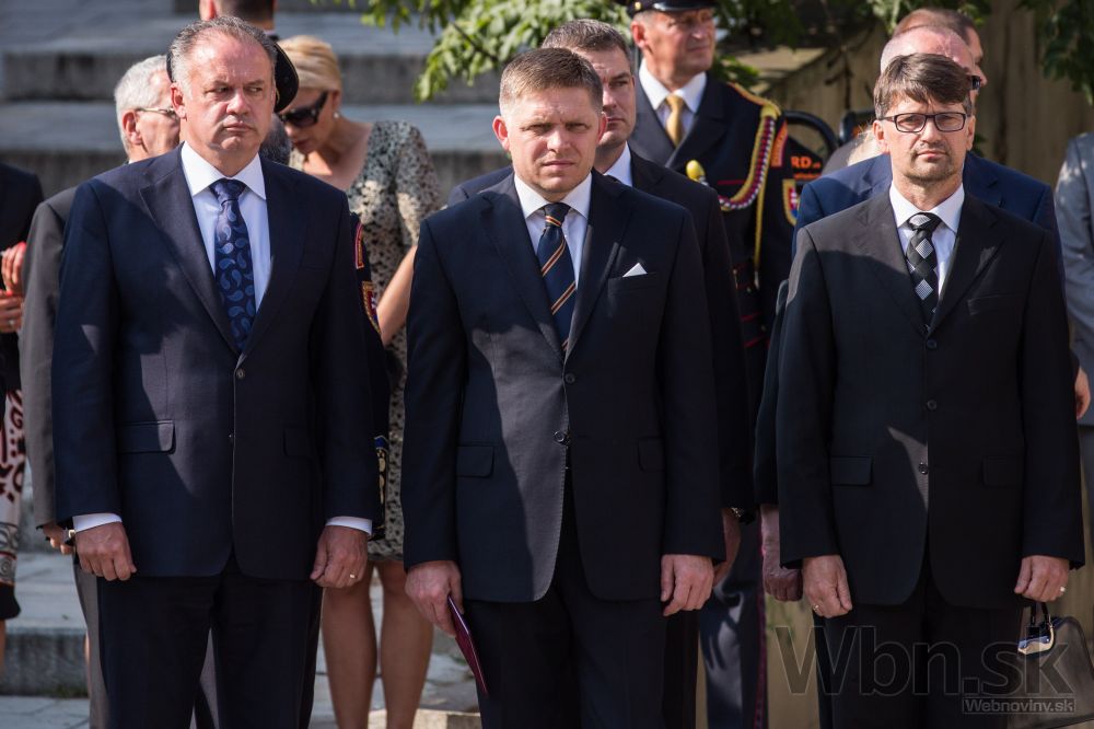 Kiska a Fico si pripomenuli holokaust, vzdali hold obetiam