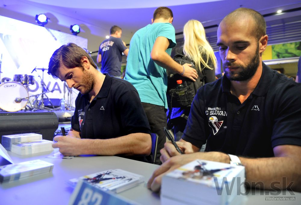 Slovan predstavil tím na sezónu KHL