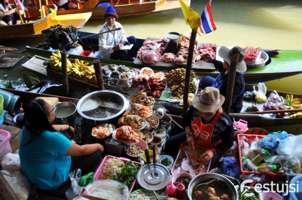 Thajský Damnoen Saduak: Na plávajúcich trhoch