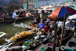 Thajský Damnoen Saduak: Na plávajúcich trhoch
