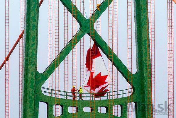 Kanada, kanadská zástava