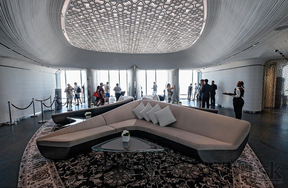 V Dubaji otvorili najvyššiu vyhliadkovú plošinu sveta