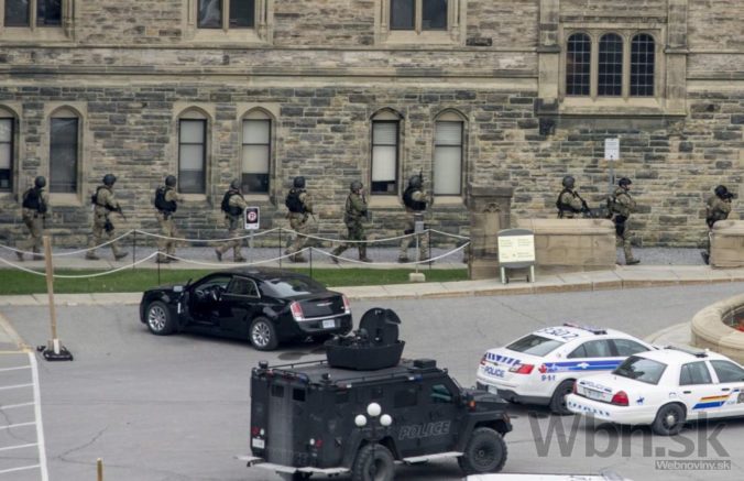 V kanadskom parlamente sa strieľalo