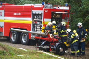 V Strážskom boli hasiči na nohách, cvičili taktiku