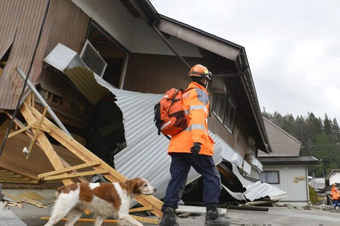 Čína a Japonsko hlásia obete zemetrasenia