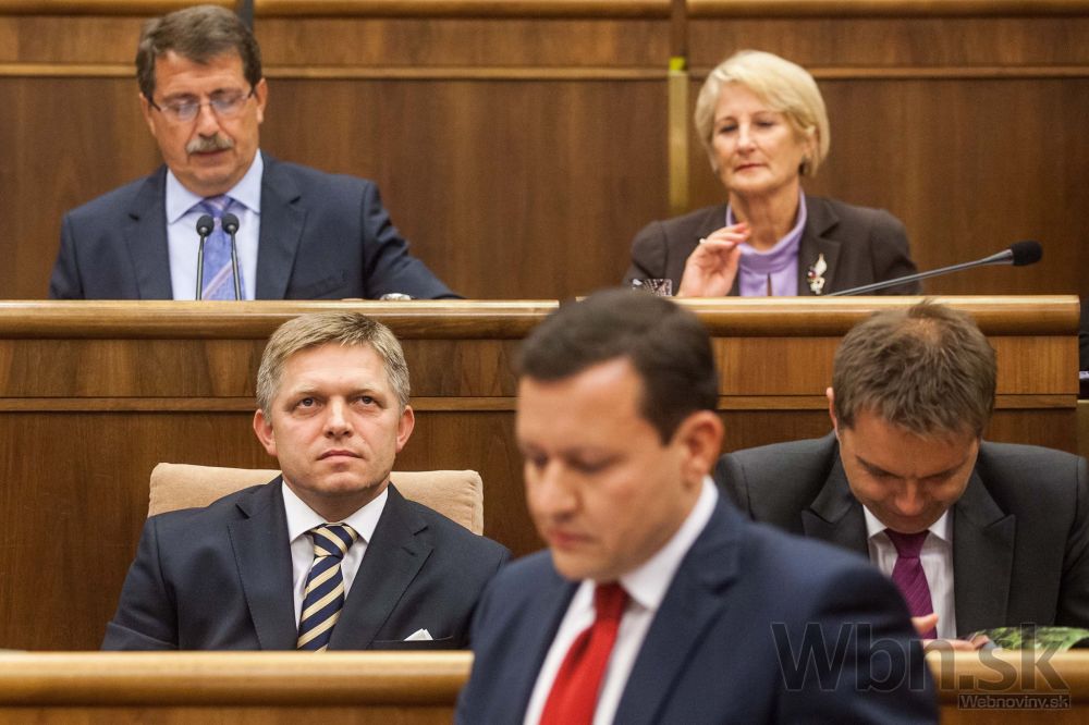 Nedali ste mi smrteľný úder, odkázal Paška Lipšicovi