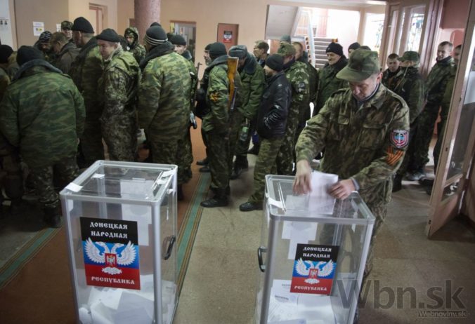 Povstalci na Ukrajine si volia prezidenta a členov parlamentu