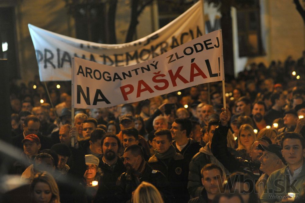 Protest za odstúpenie Pavla Pašku