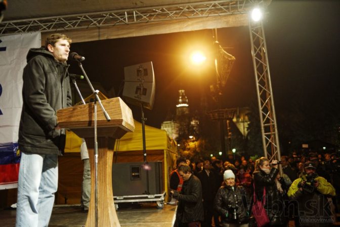 Proti korupcii demonštrovalo v Košiciach približne tisíc ľudí