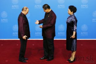 Putina kritizujú za faux pas s prvou dámou Číny