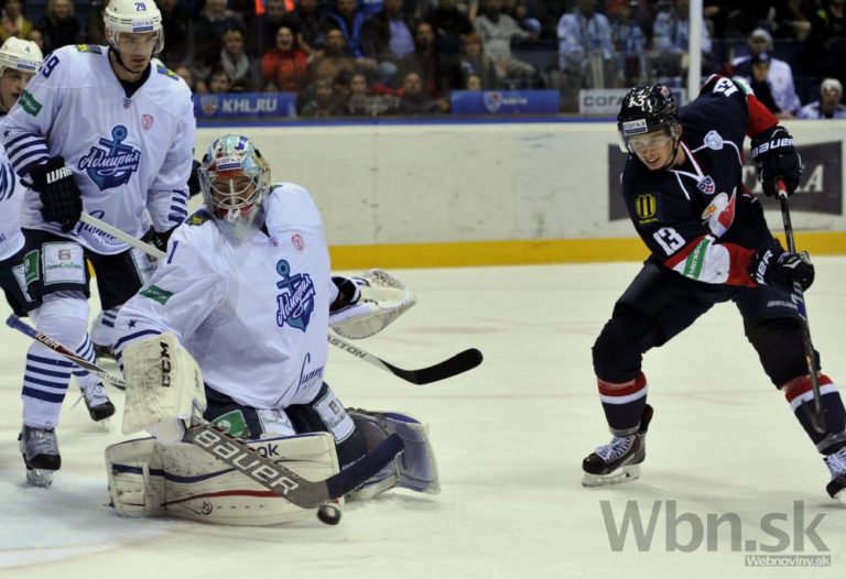 Slovan dal Admiralu štvorku, Lisov obral Janusa o shutout