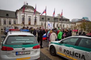 V Bratislave protestovali proti Petrovi Porošenkovi