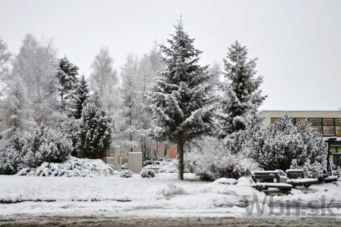 V Kežmarku si ľudia vychutnávajú prvý sneh