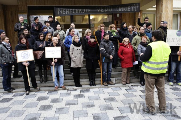 Vedci zo SAV protestovali vo Zvolene