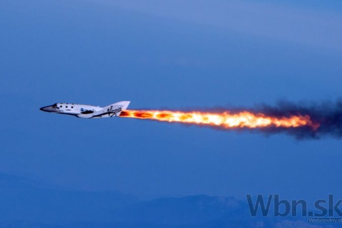 Vesmírna loď SpaceShipTwo počas testu havarovala