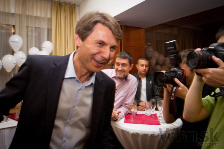 Volebná noc kandidátov na primátorov