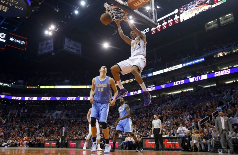 Gerald Green si sám prihral o dosku a zasmečoval