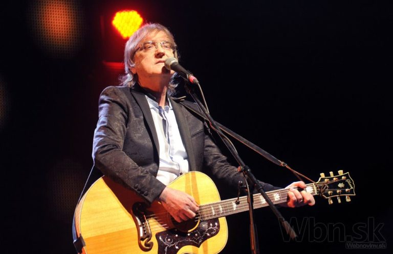 Miro Žbirka odohral koncert  v rámci vianočného Best of Video Tour