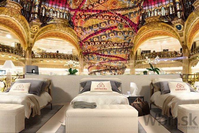Paríž dovolí zákazníkom prespať v luxusnom obchodnom dome