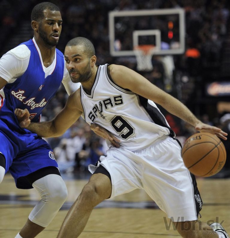 Parker sa vrátil a San Antonio zdolalo LA Clippers