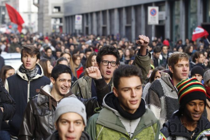 Taliani vyjadrili svoju nespokojnosť s vládnou reformou trhu práce