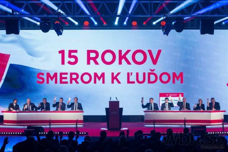 Vládny Smer oslavuje, personálne zmeny nechystá