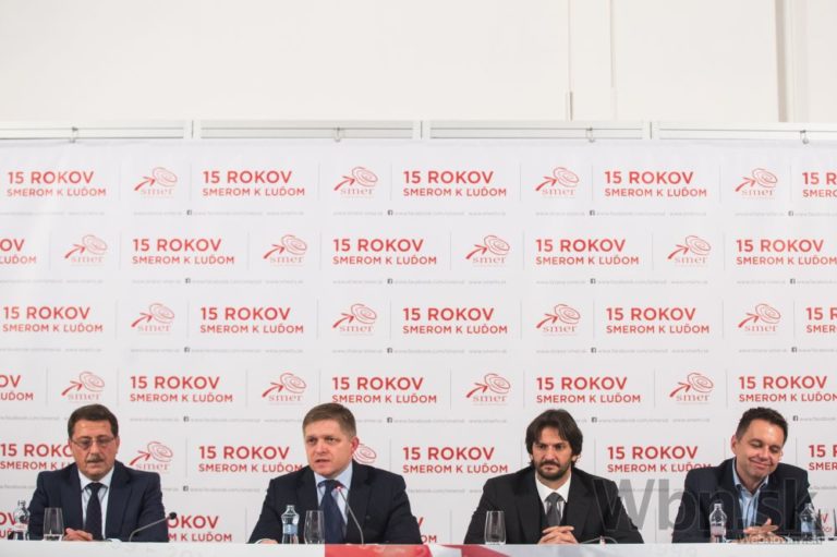 Vládny Smer oslavuje, personálne zmeny nechystá