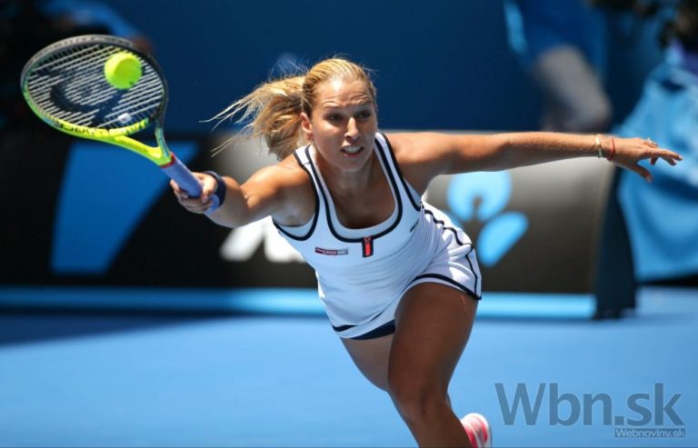 Cibulkovú vo štvrťfinále Australian Open prevalcovala Serena