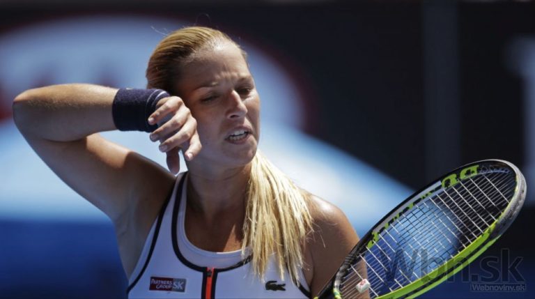 Cibulkovú vo štvrťfinále Australian Open prevalcovala Serena