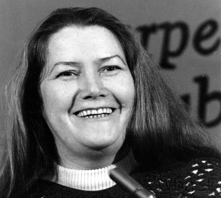 Colleen McCullough