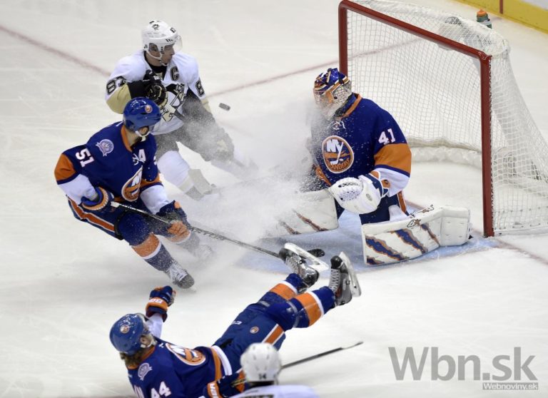 Islanders s Halákom zdolali Pittsburgh, Hossa asistoval