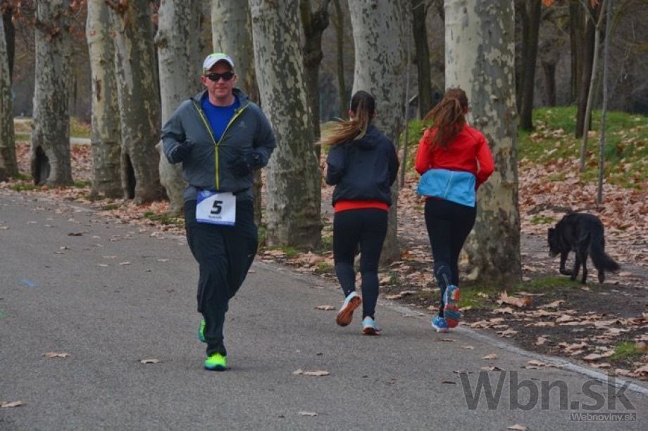 Muž zabehol 7 maratónov na 7 kontinentoch za 7 dní