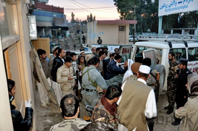 Na pohrebe obetí Talibanu vybuchla bomba, zahynuli ďalší ľudia
