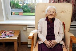 Najstaršia žena v Škótsku prezradila recept na dlhovekosť