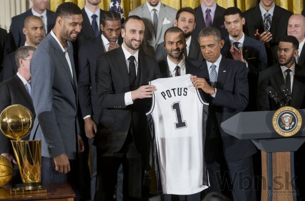Obama privítal v Bielom dome basketbalistov San Antonia