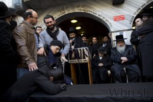 Obete rukojemníckej drámy v Paríži previezli do Izraela