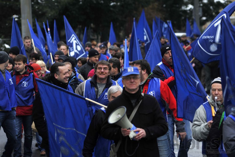 Odborári protestovali proti novele Zákonníka práce
